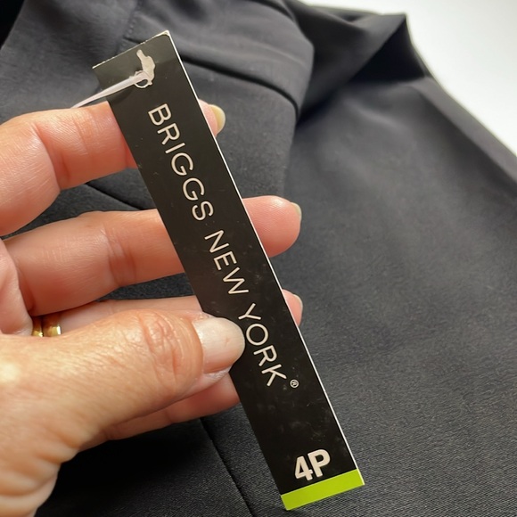 NWT Briggs New York Women's Petite Dress Pant Classic Black, No Pockets. Size 4P - Picture 17 of 17